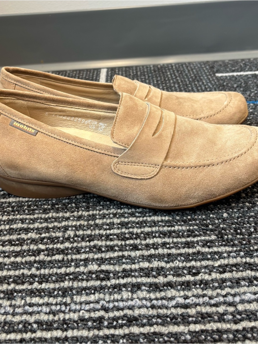 Mephisto Mobils Suede Penny Loafers in Light Brown Slip On size 10